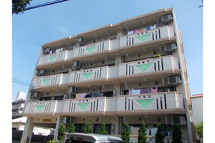 1K Apartment, Japan — image 16