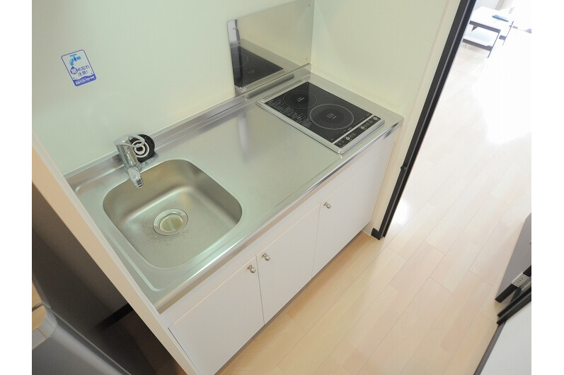 1K Apartment, Japan — image 5