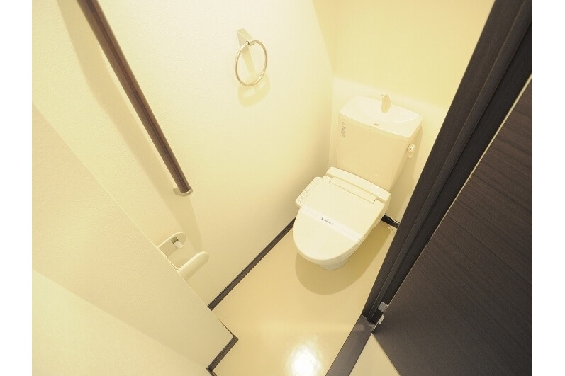 1K Apartment, Japan — image 9