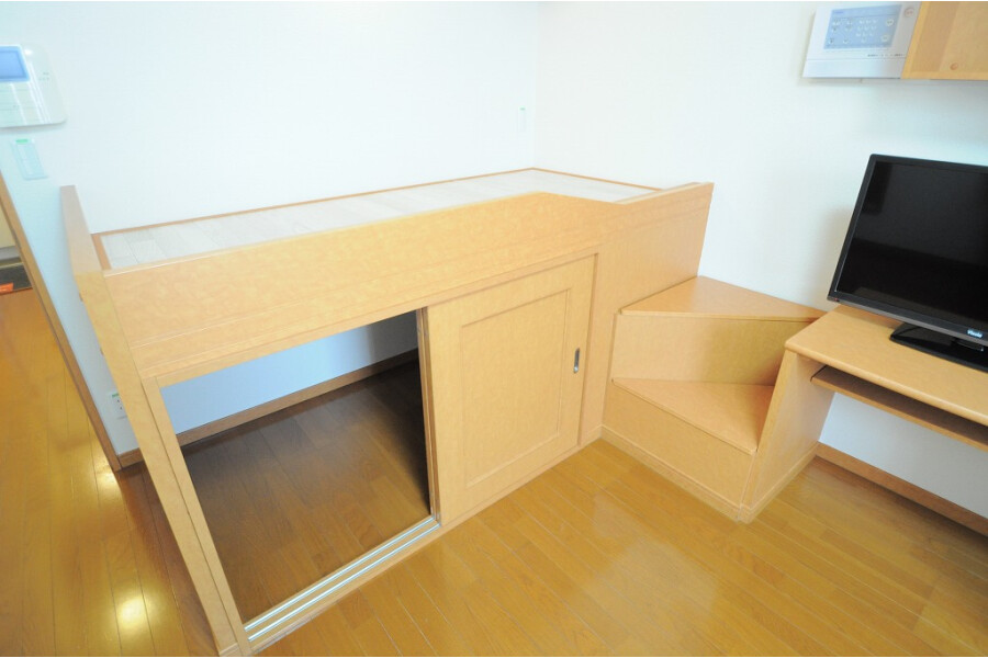 1K Apartment, Japan — image 3