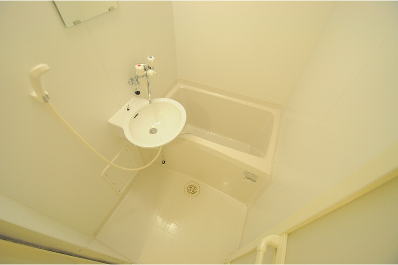 1K Apartment, Japan — image 3