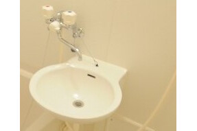 1K Apartment, Japan — image 13