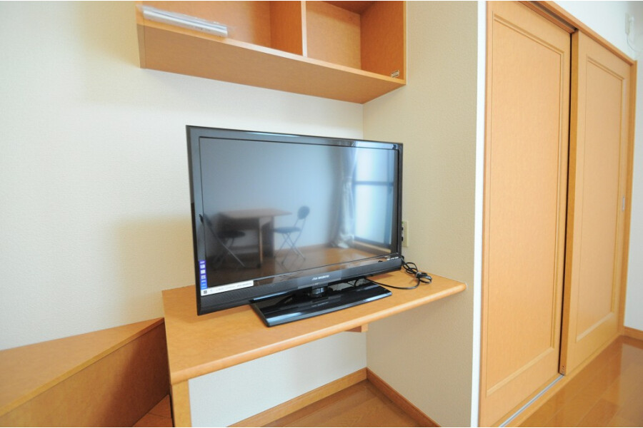 1K Apartment, Japan — image 7