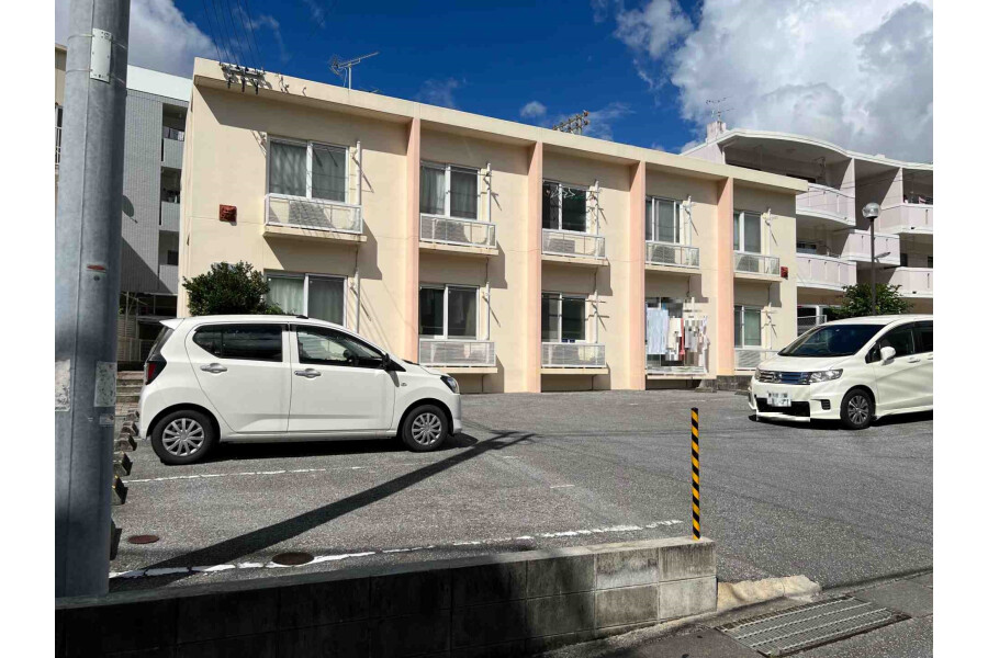 1K Apartment, Japan — image 13