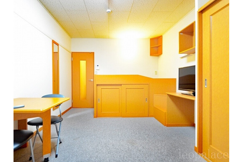 1K Apartment, Japan — image 2