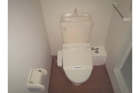 1K Apartment, Japan — image 6