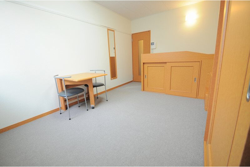 1K Apartment, Japan — image 2