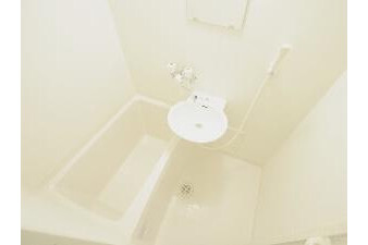 1K Apartment, Japan — image 5