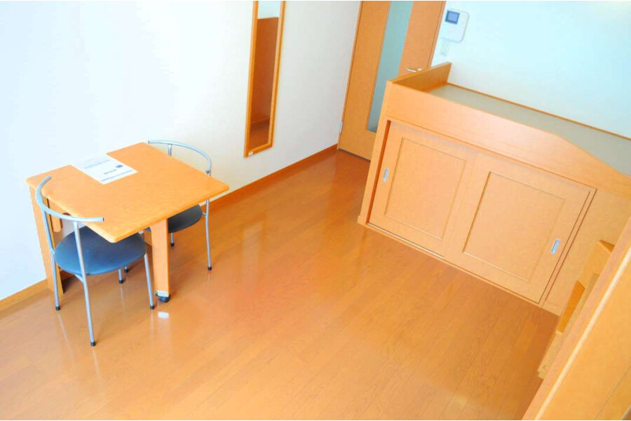 1K Apartment, Japan — image 4