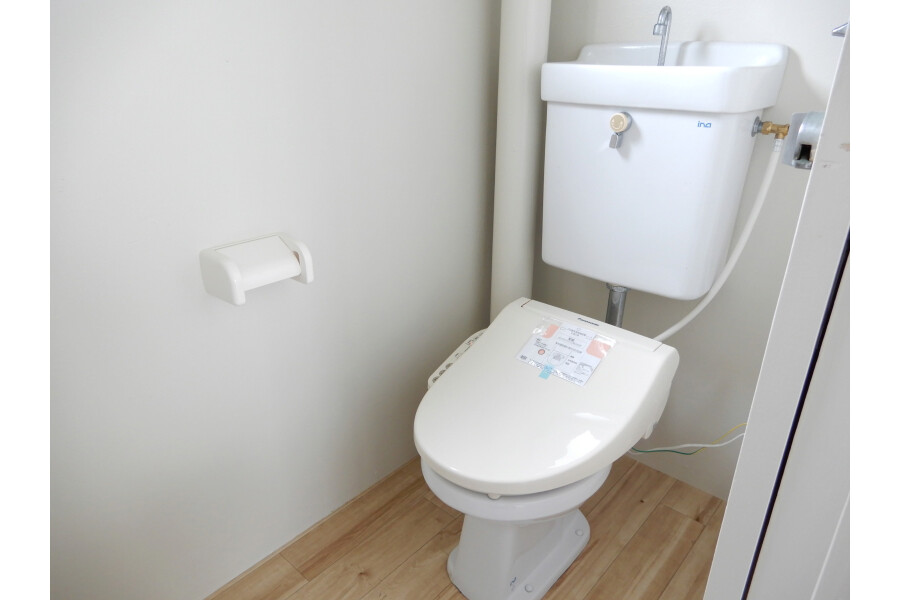 1LDK Apartment, Japan — image 9