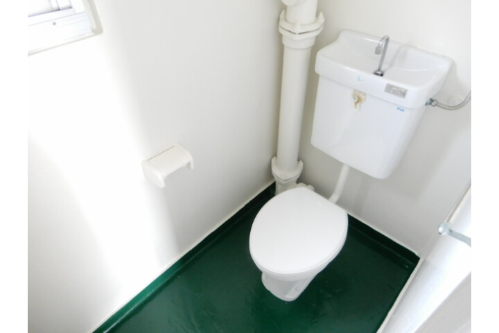 2DK Apartment, Japan — image 9