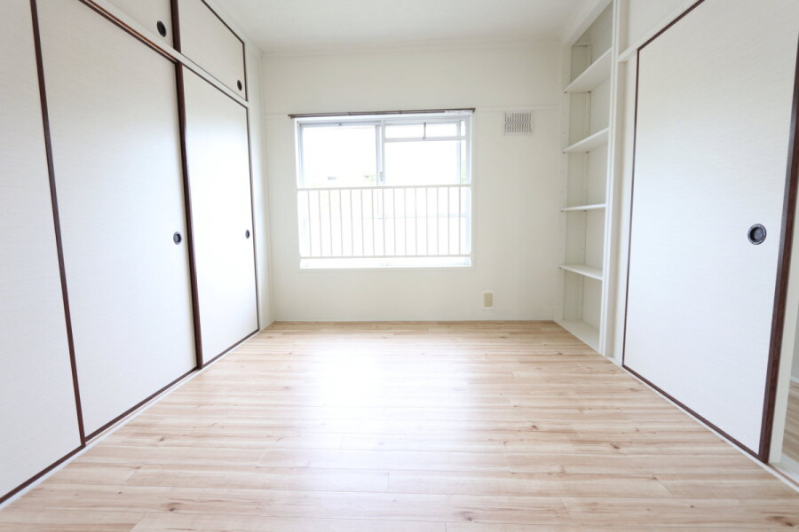 2DK Apartment, Japan — image 14