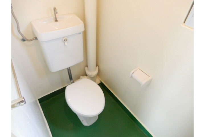 2DK Apartment, Japan — image 9