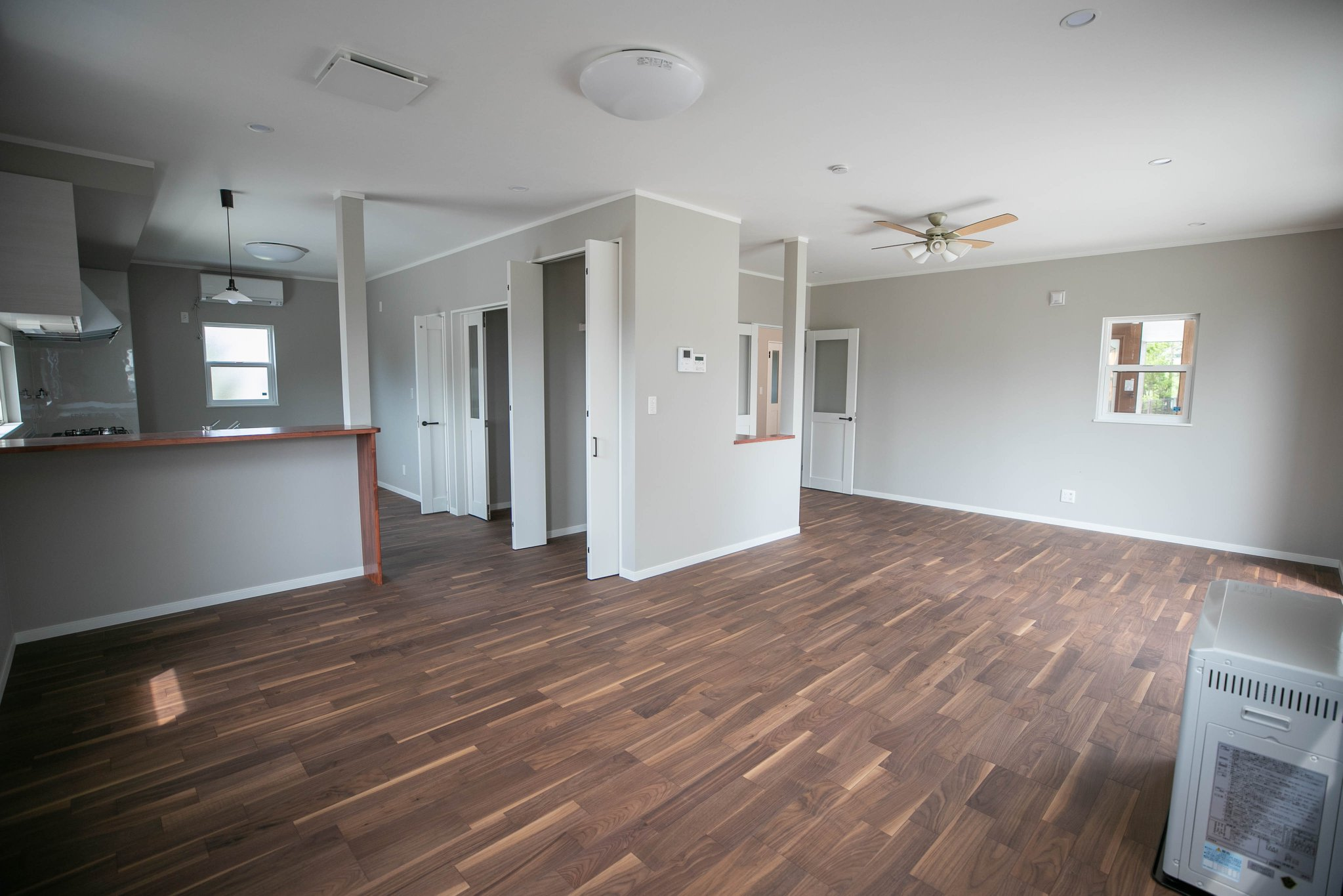 H101C(3Bedrooms 2Car garage)