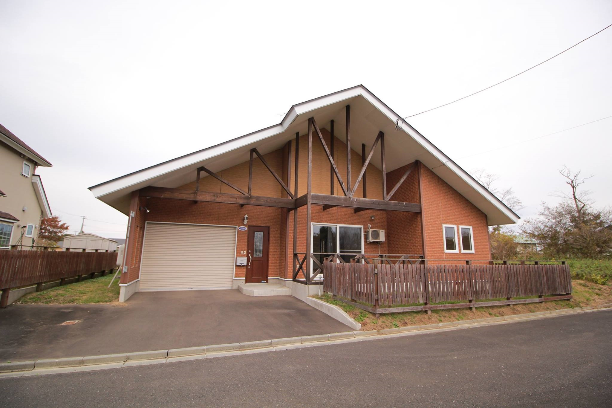 W760Q(3Bedrooms, 1Car garage)