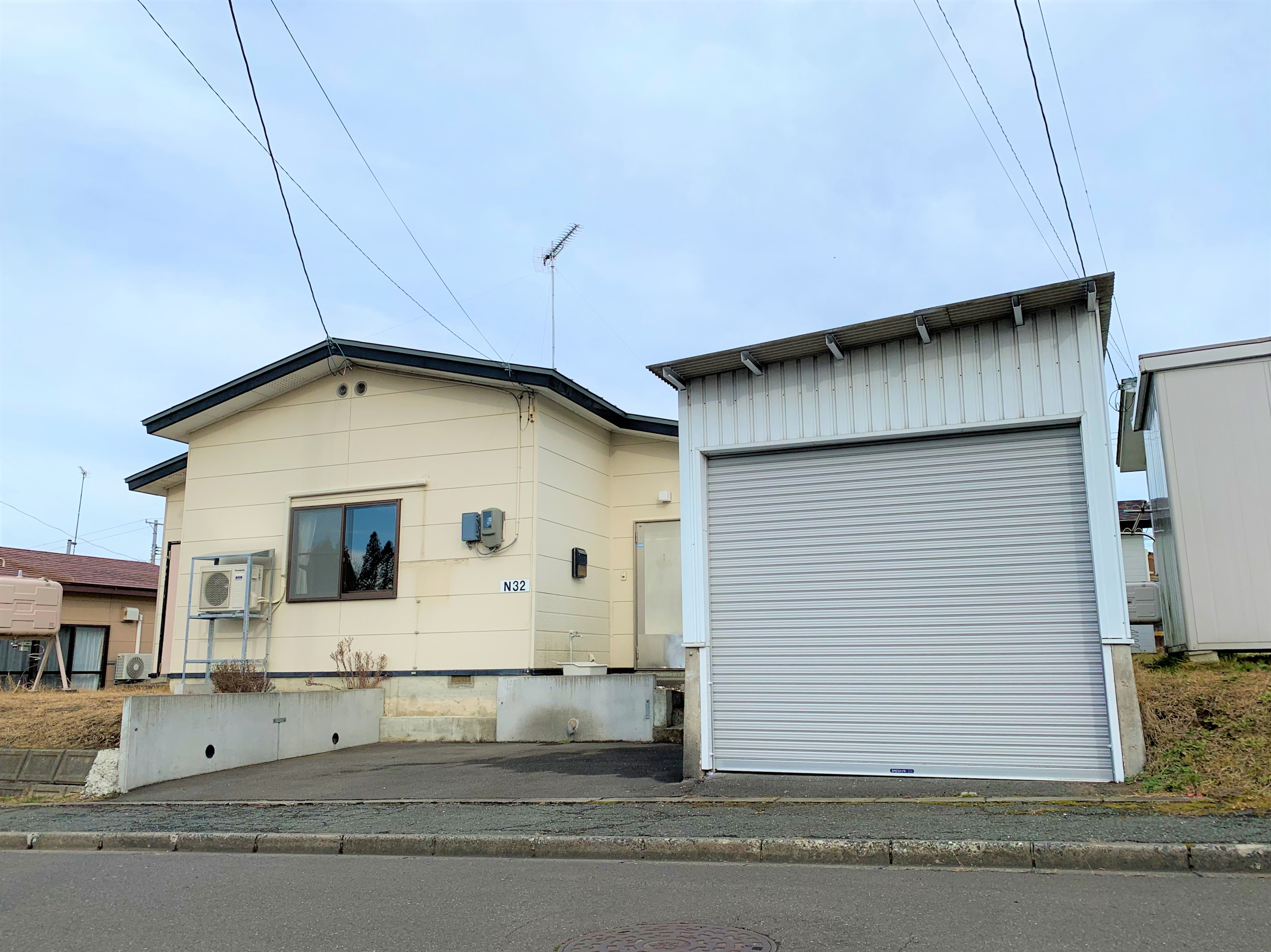 N32(3Bedrooms, 1Car Garage)