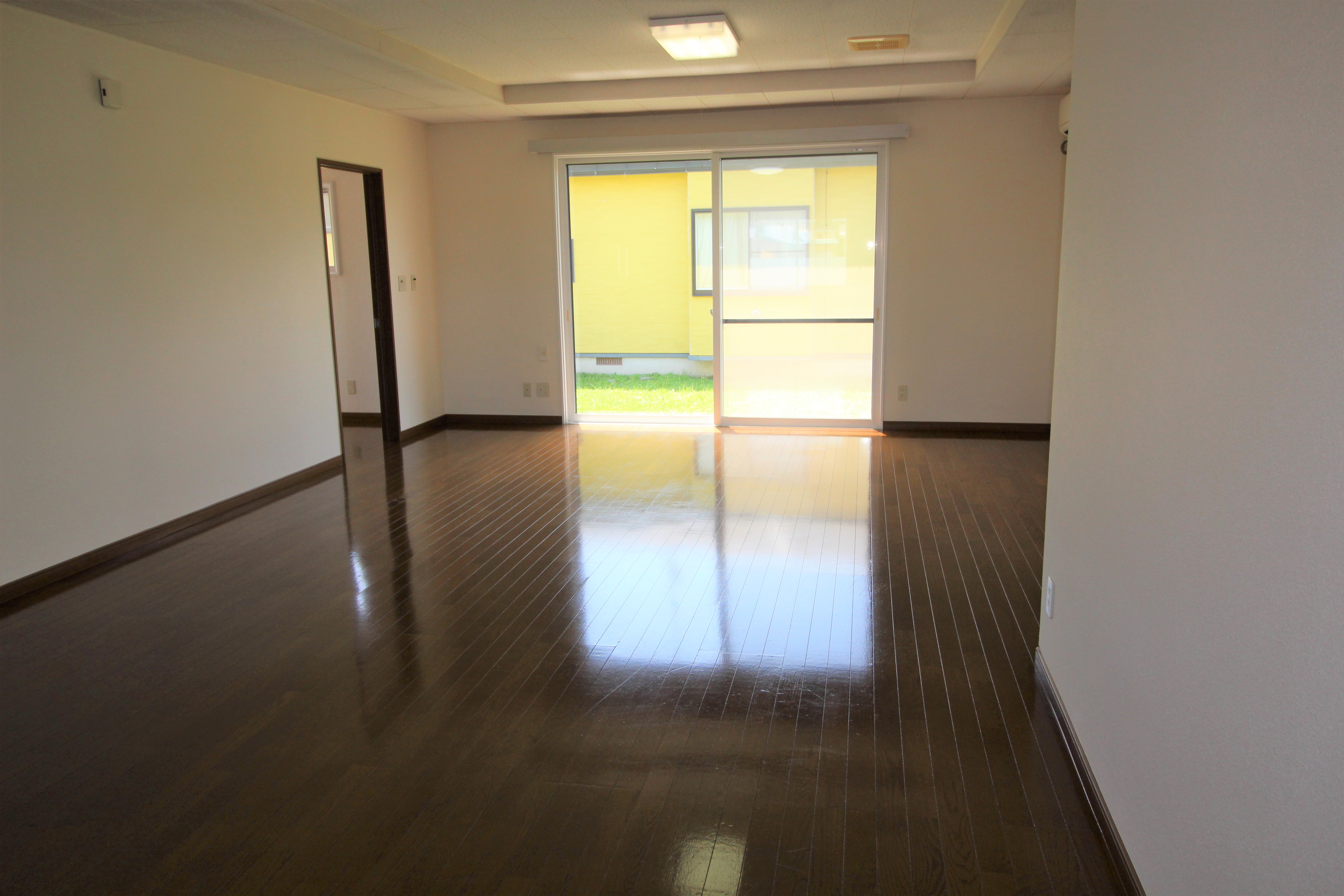 H91D(3Bedrooms, 1Car garage) — image 6